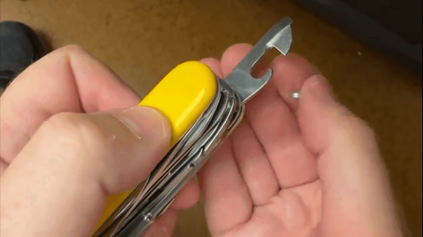 “En magnet som passar Victorinox?”